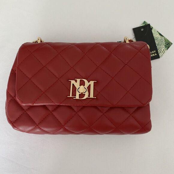 NWT Badgley Mischka Crossbody Bag Red Diamond Quilted Pearls Vegan Leather Glam - Picture 3 of 13